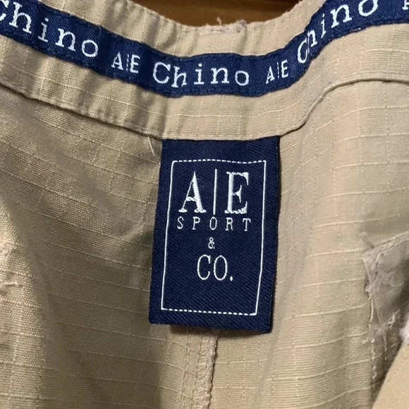 AE shorts Sz  22 - Picture 5 of 8